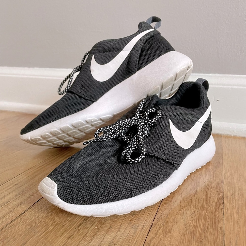 Nike Women’s Roshe One Running Shoes - Black/White/Dark Grey
